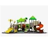 ¿Cómo añadir una tirolesa a un pequeño parque infantil al aire libre?
